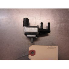 31E020 Vacuum Switch From 2008 Mazda CX-7  2.3